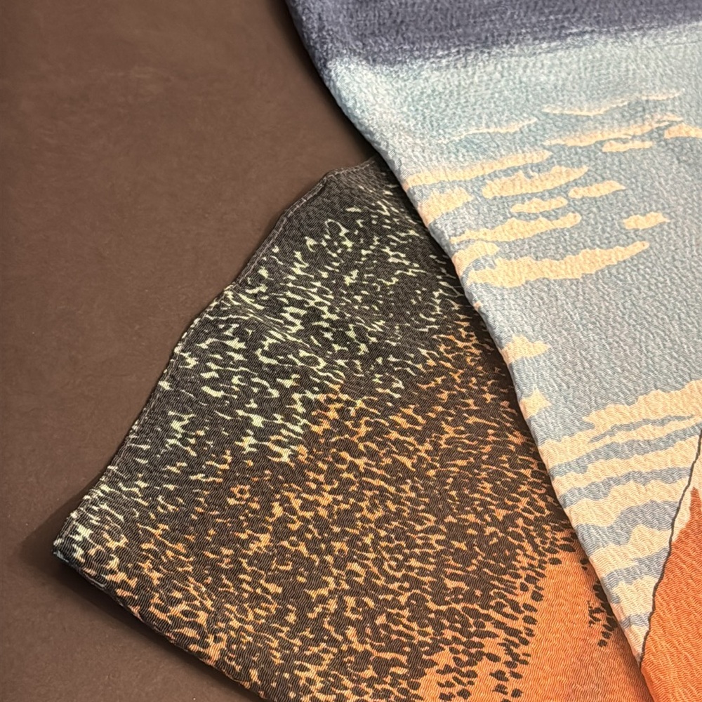 Vintage Mt. Fuji Japanese Silk Tapestry Scarf - Picture 16 of 17